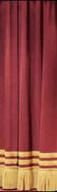curtains3.jpg (4105 bytes)